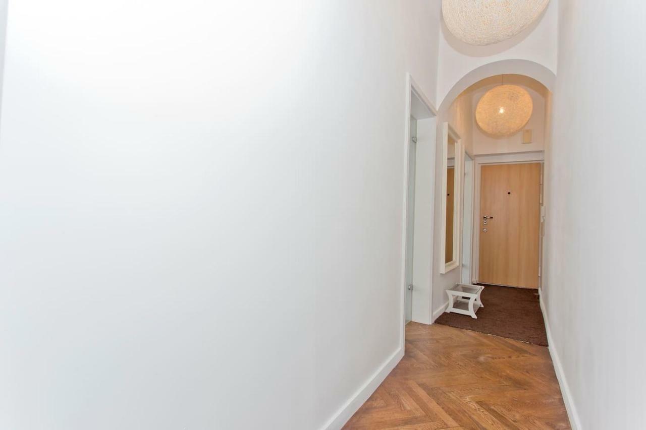 Luxury And Comfortable- Golden Apartments- Royal Street Warsawa Bagian luar foto