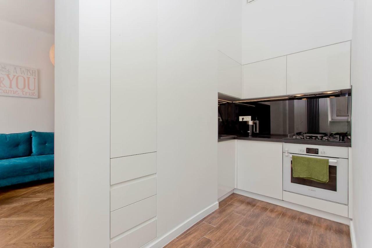 Luxury And Comfortable- Golden Apartments- Royal Street Warsawa Bagian luar foto